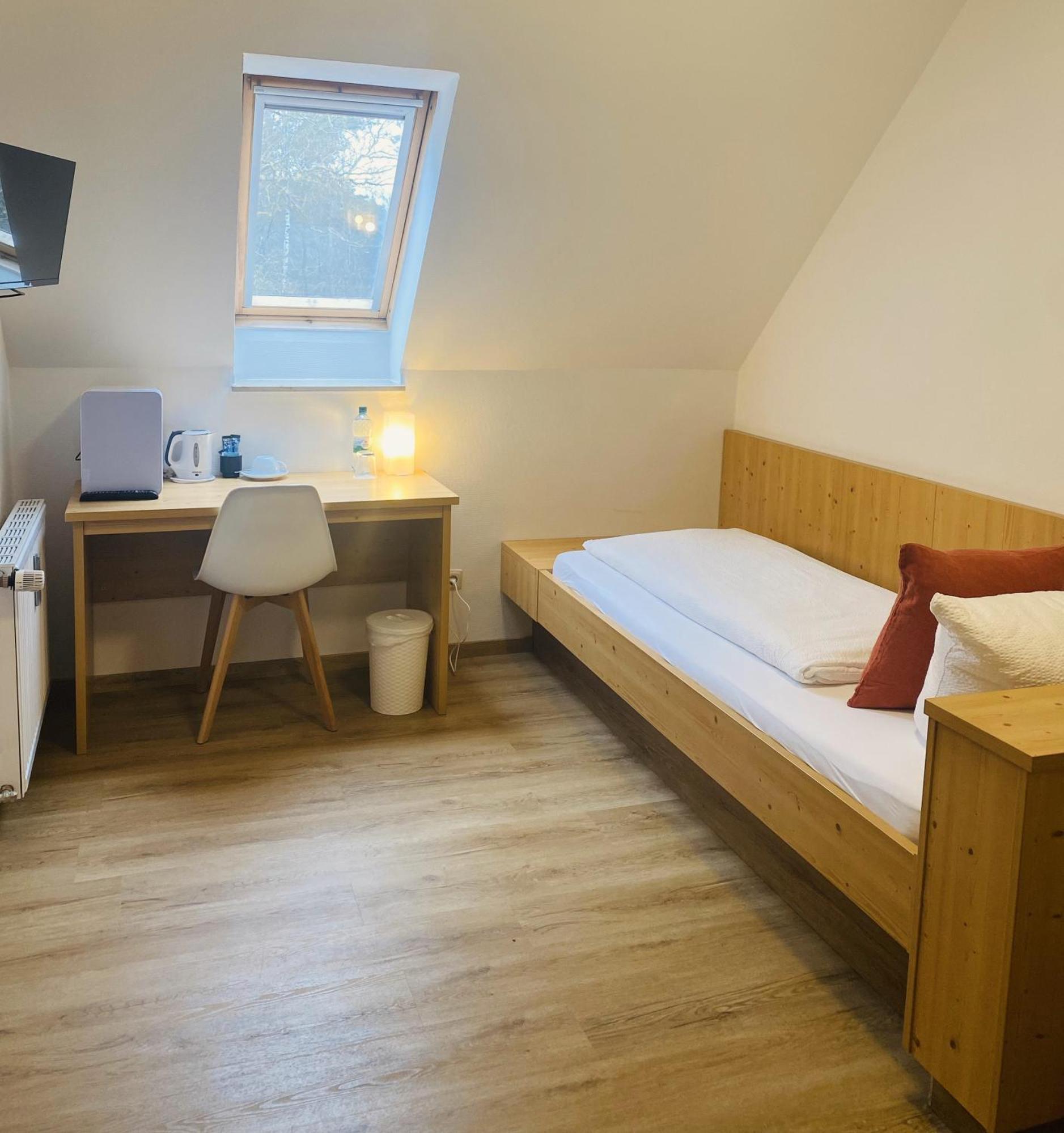 Gasthof Wilhelm Tell Fremdenzimmer Zirndorf Εξωτερικό φωτογραφία