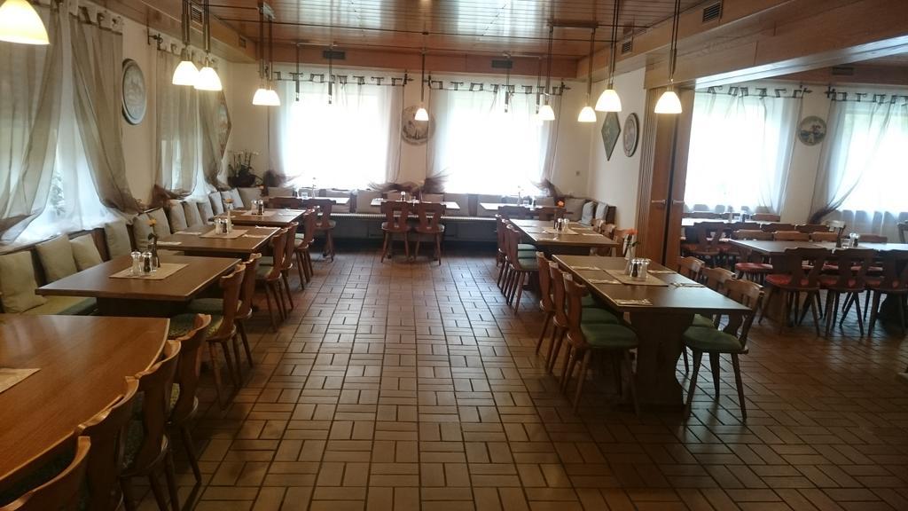 Gasthof Wilhelm Tell Fremdenzimmer Zirndorf Εξωτερικό φωτογραφία